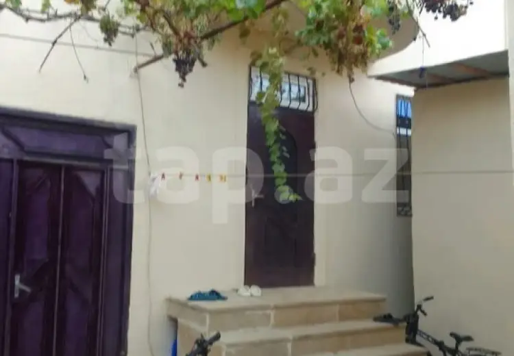 6 otaqlı mənzil , Xırdalan