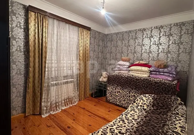 6 otaqlı mənzil , Xırdalan