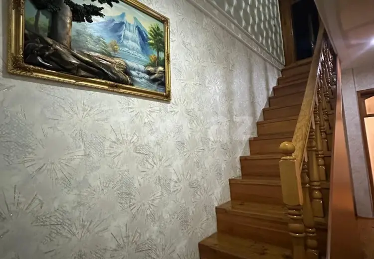 6 otaqlı mənzil , Xırdalan