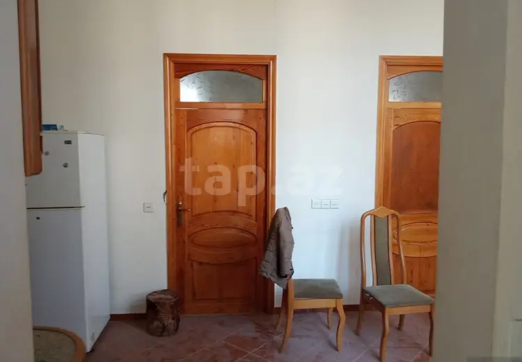 6 otaqlı mənzil , Bakı