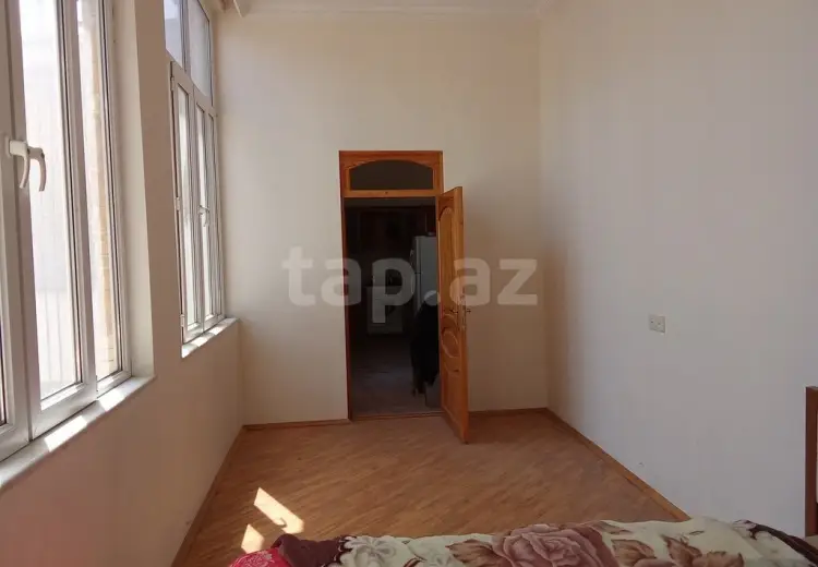 6 otaqlı mənzil , Bakı
