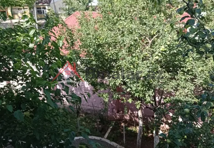 6 otaqlı mənzil Satılır, Şamaxı