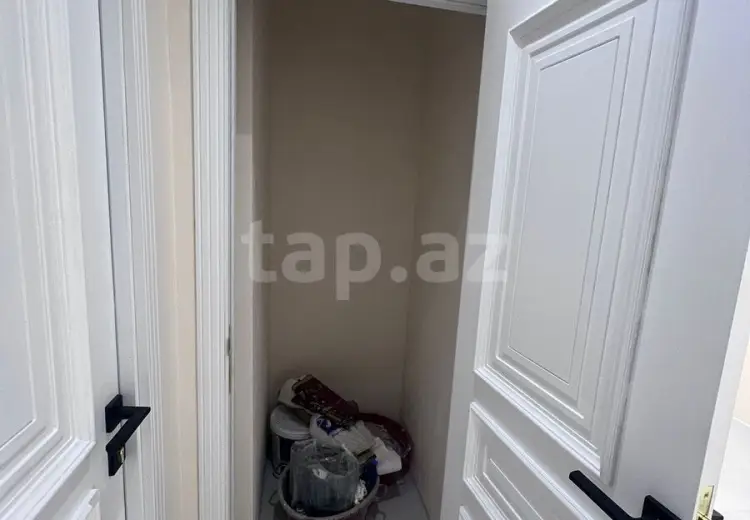 4 otaqlı mənzil , Bakı