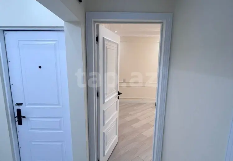4 otaqlı mənzil , Bakı