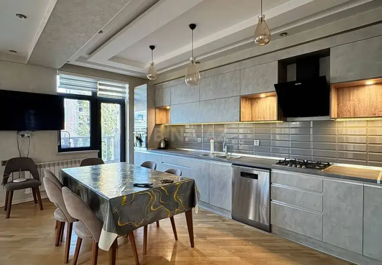 3 otaqlı mənzil Kirayə (aylıq), Nəsimi, Bakı
