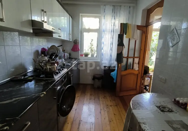 4 otaqlı mənzil , Xırdalan