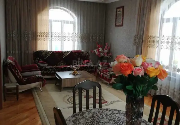 7 otaqlı mənzil Satılır, Quba