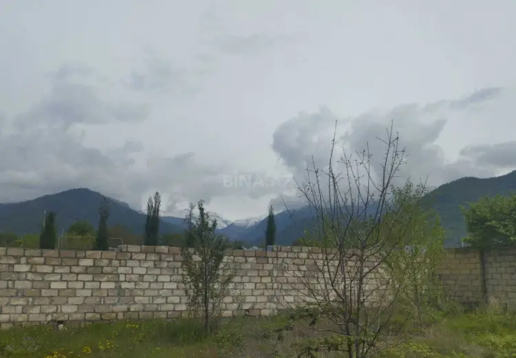 10 sot Torpaq Satılır, Qəbələ
