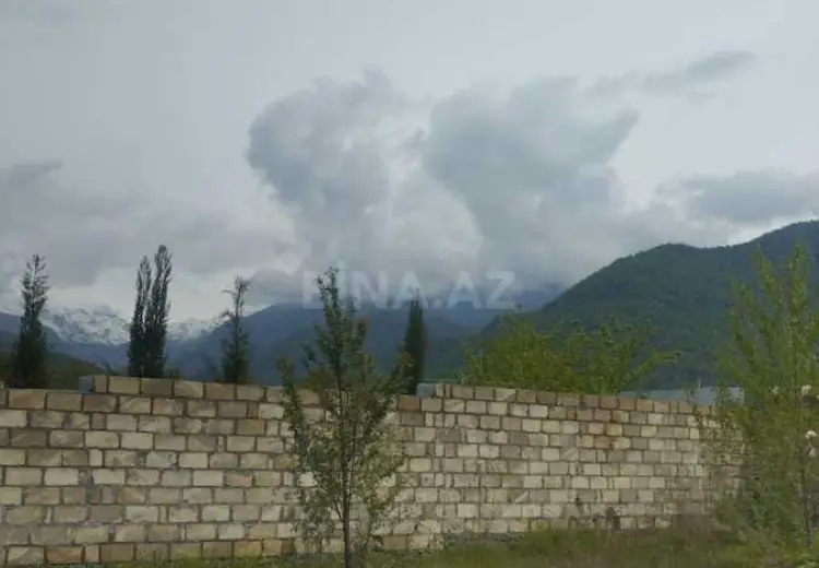 10 sot Torpaq Satılır, Qəbələ