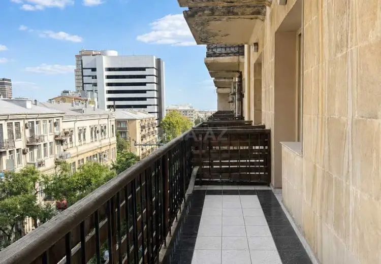 5 otaqlı mənzil Satılır, Nəsimi, Bakı