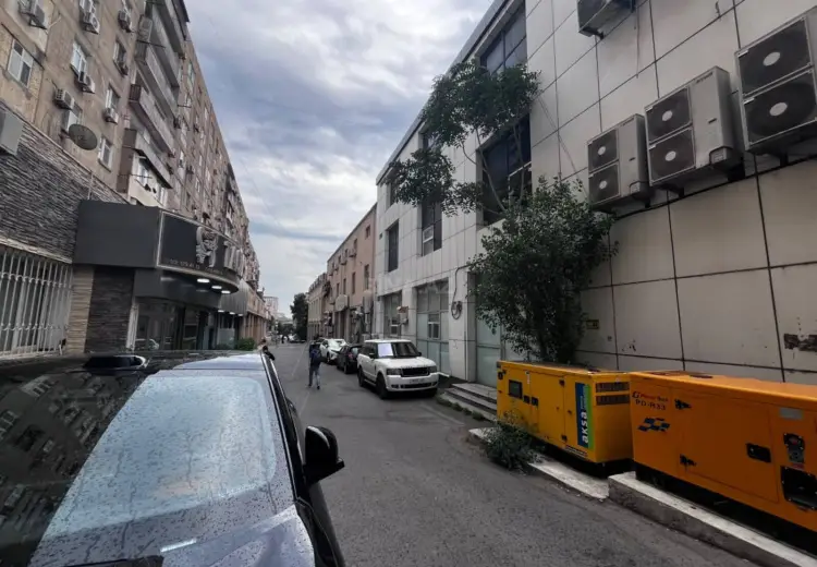 183 m² Obyekt / Ofis Satılır, Xətai, Bakı