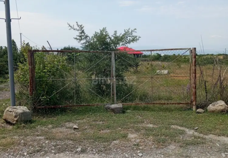 18 sot Torpaq Satılır, Şəki
