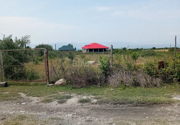 18 sot Torpaq Satılır, Şəki