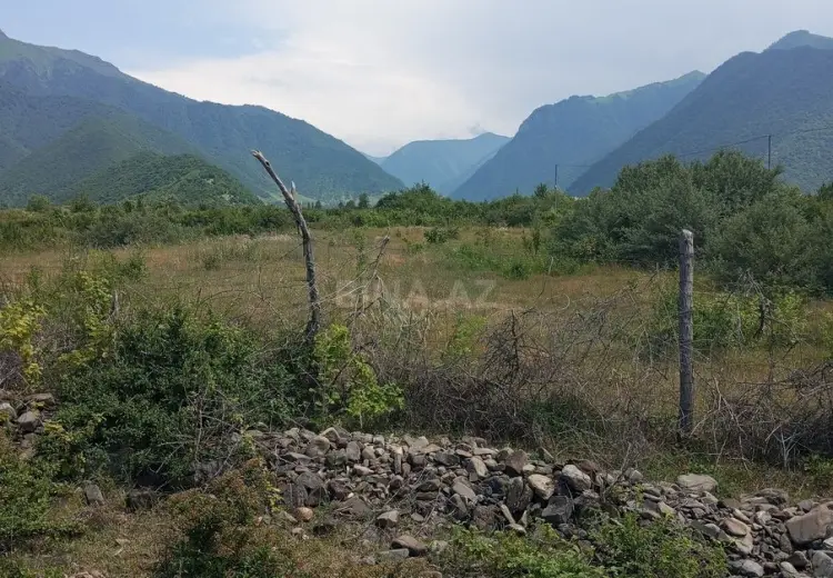 18 sot Torpaq Satılır, Şəki
