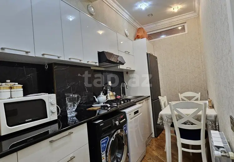 3 otaqlı mənzil , Xırdalan
