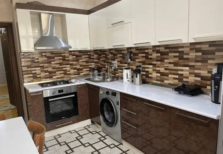 3 otaqlı mənzil , Xırdalan