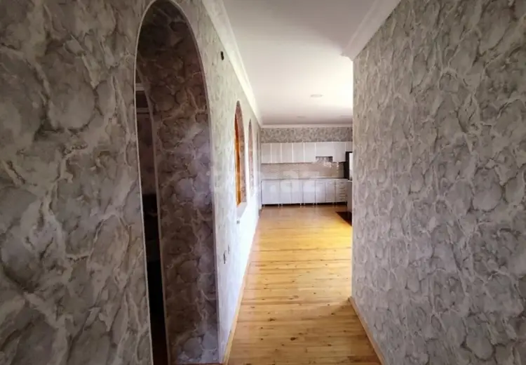6 otaqlı mənzil , Mingəçevir