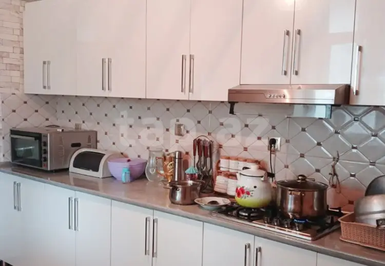 4 otaqlı mənzil , Gəncə