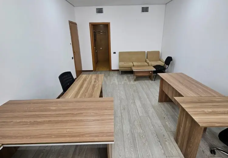 32 m² Obyekt / Ofis Kirayə (aylıq), Nərimanov, Bakı