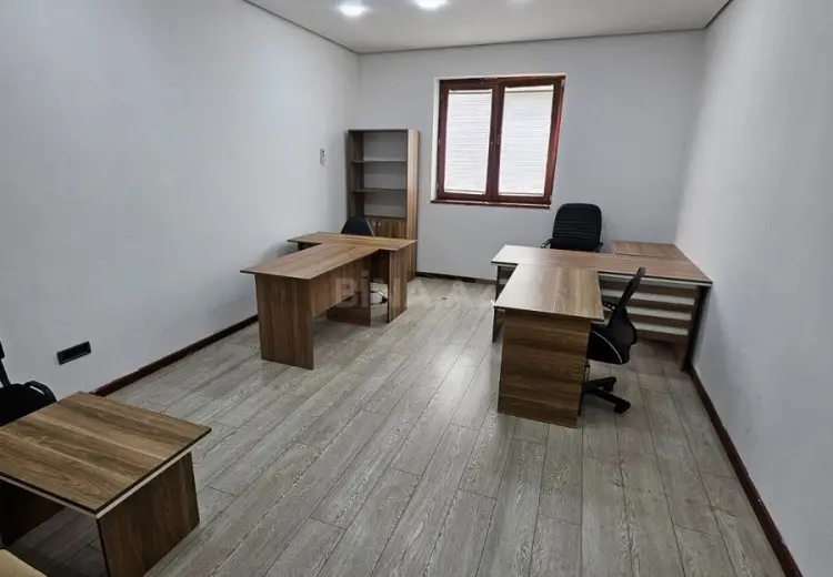 32 m² Obyekt / Ofis Kirayə (aylıq), Nərimanov, Bakı