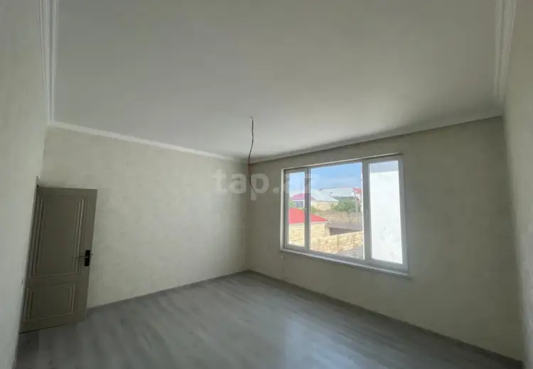 6 otaqlı mənzil , Şəki