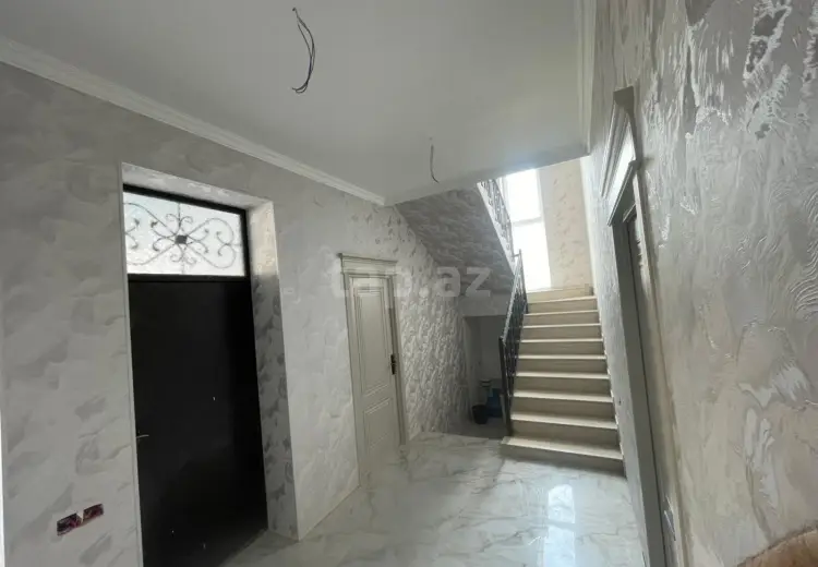 6 otaqlı mənzil , Şəki