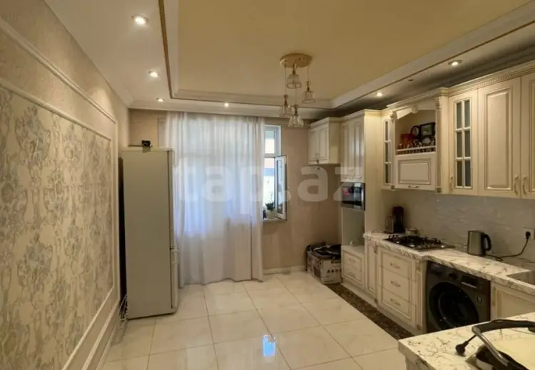 3 otaqlı mənzil , Xırdalan