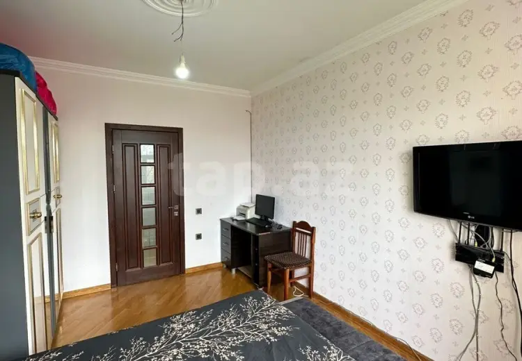3 otaqlı mənzil , Bakı