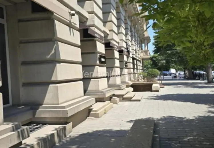 157 m² Obyekt / Ofis Satılır, Nəsimi, Bakı
