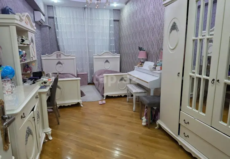 3 otaqlı mənzil , Bakı