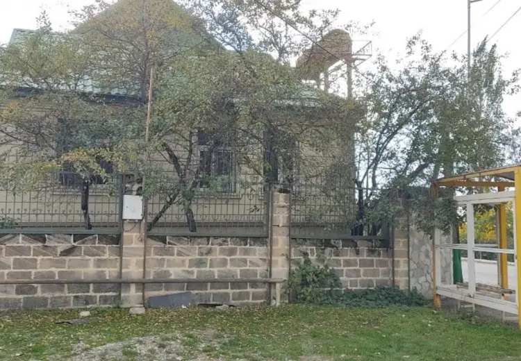 5 otaqlı mənzil Satılır, Şamaxı