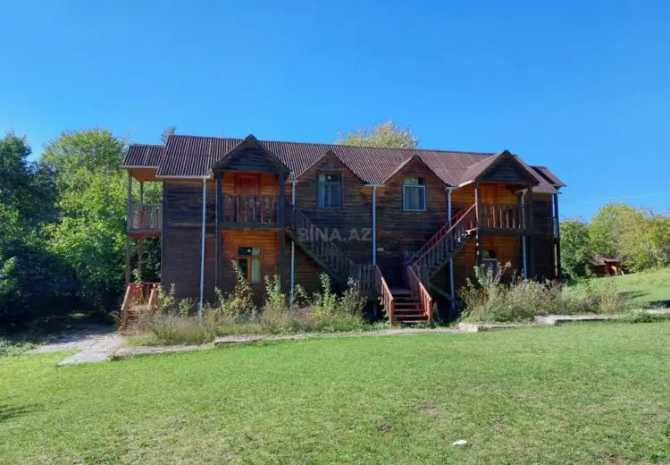 1633 m² Obyekt / Ofis Satılır, Quba