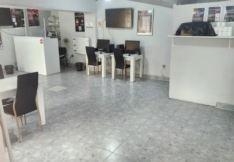 50 m² Obyekt / Ofis Kirayə (aylıq), Laçın