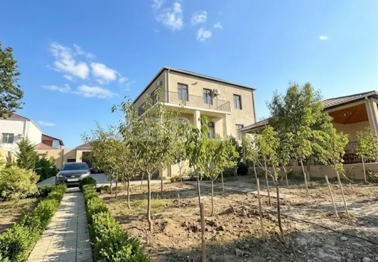 5 otaqlı mənzil , Bakı