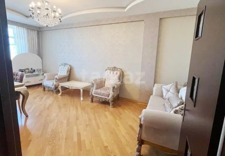 3 otaqlı mənzil , Bakı