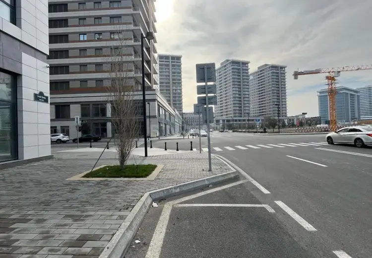 1100 m² Obyekt / Ofis Satılır, Ağ şəhər, Xətai, Bakı
