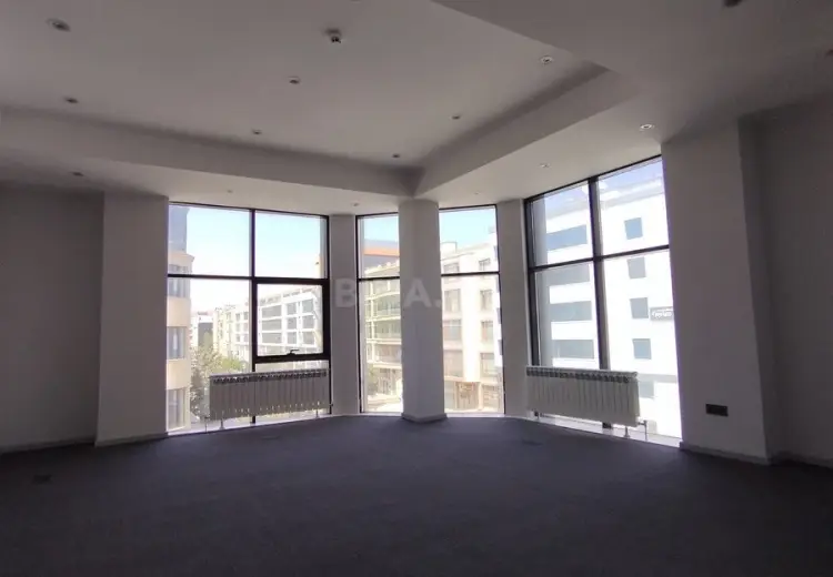 400 m² Obyekt / Ofis Kirayə (aylıq), Nərimanov, Bakı
