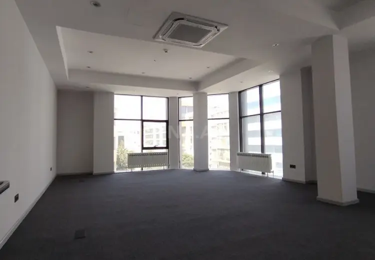 400 m² Obyekt / Ofis Kirayə (aylıq), Nərimanov, Bakı
