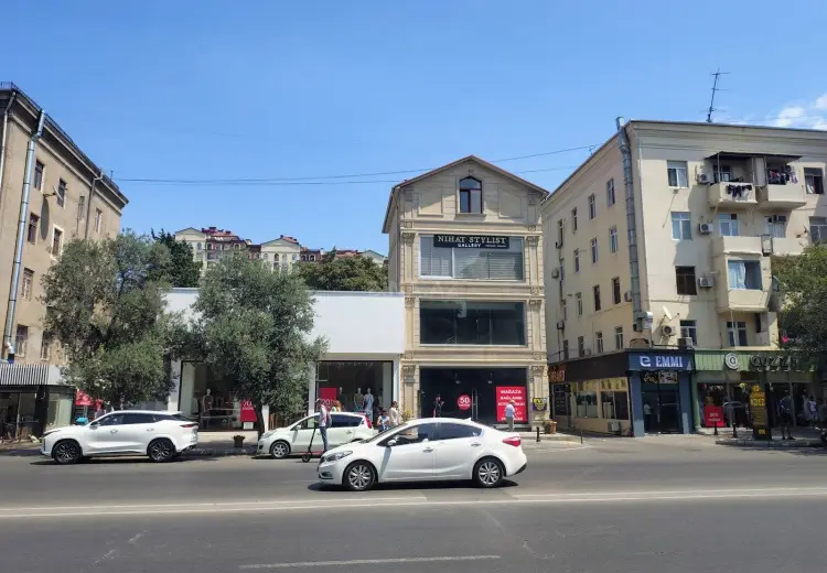 300 m² Obyekt / Ofis Kirayə (aylıq), Nərimanov, Bakı