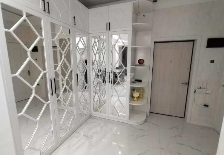 1 000 AZN - 3 otaqlı mənzil Kirayə (aylıq), Bakı