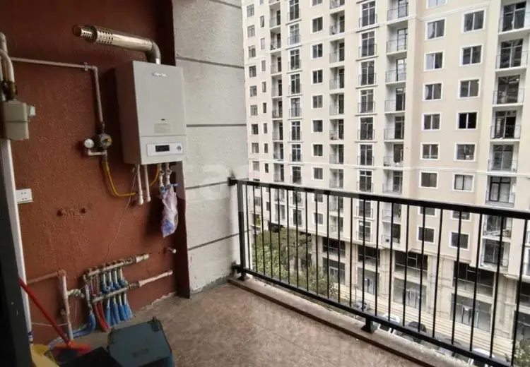 1 000 AZN - 3 otaqlı mənzil Kirayə (aylıq), Bakı