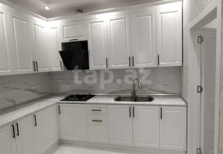 1 000 AZN - 3 otaqlı mənzil Kirayə (aylıq), Bakı