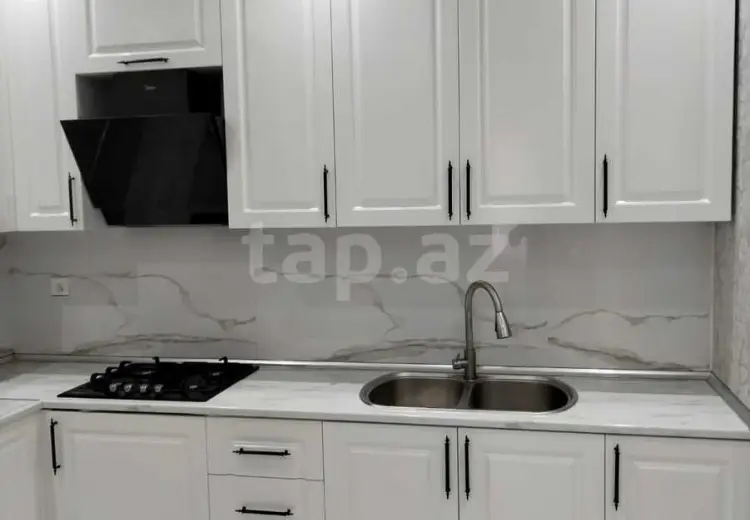 1 000 AZN - 3 otaqlı mənzil Kirayə (aylıq), Bakı