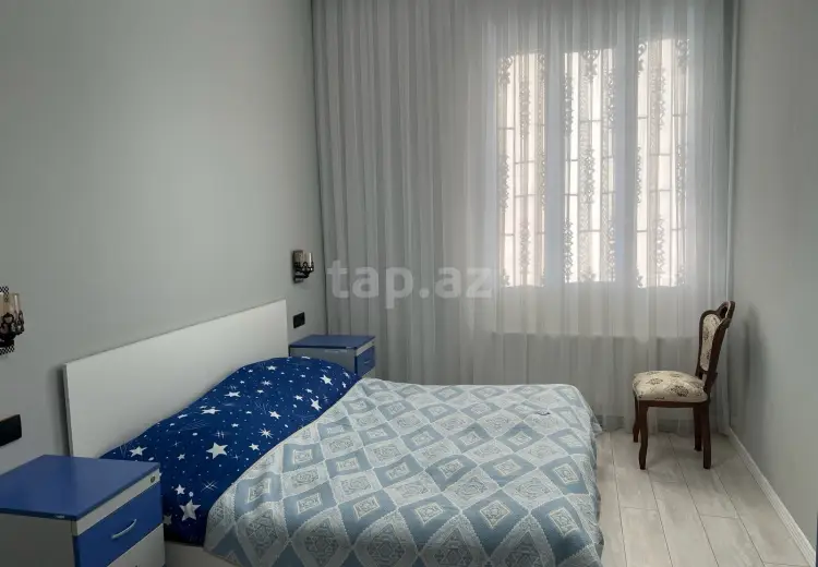 8 otaqlı mənzil , Gəncə