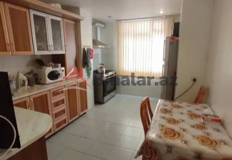3 otaqlı mənzil Satılır, Gəncə