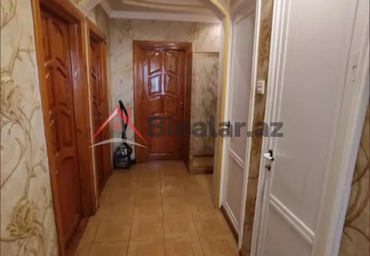 3 otaqlı mənzil Satılır, Gəncə