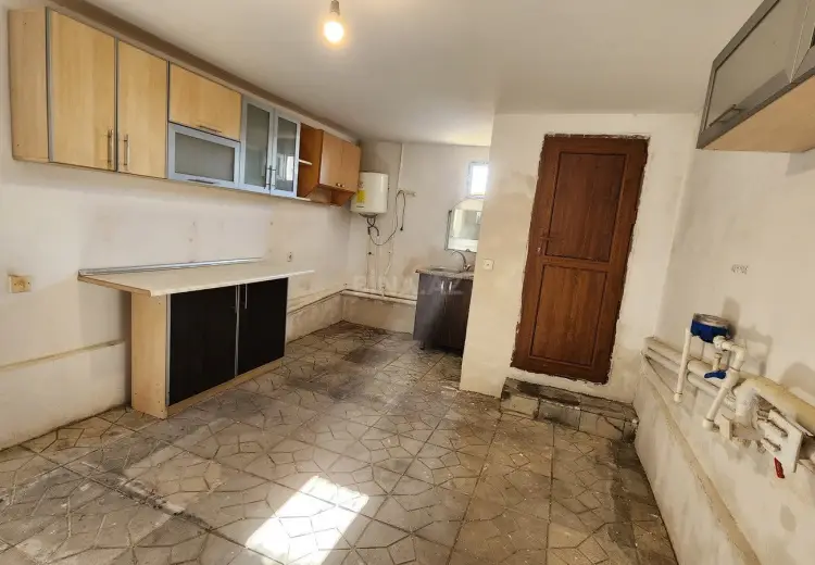 100 m² Obyekt / Ofis Satılır, Yeni Günəşli qəs., Suraxanı, Bakı