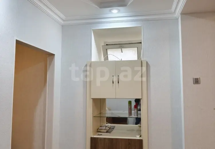 4 otaqlı mənzil , Bakı