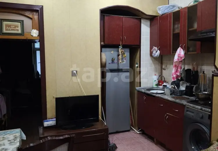 4 otaqlı mənzil , Bakı