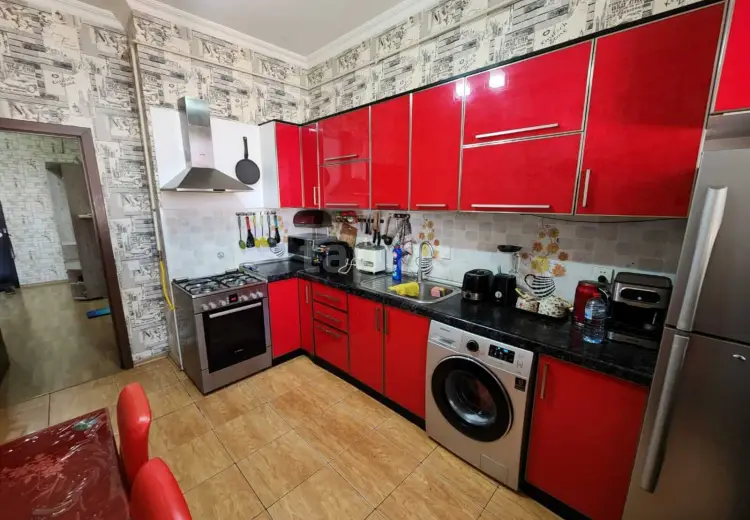 3 otaqlı mənzil , Bakı